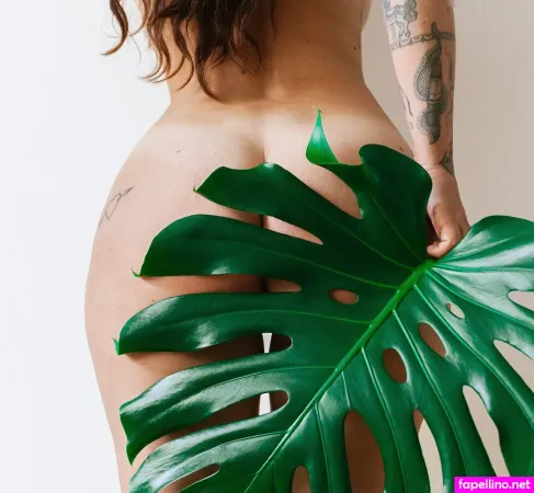 Joanna Sapphire OnlyFans Thumbnail #gCwWQEhd5b