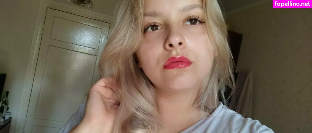 Joannabaileyfree OnlyFans Thumbnail #egMSq3gWZn