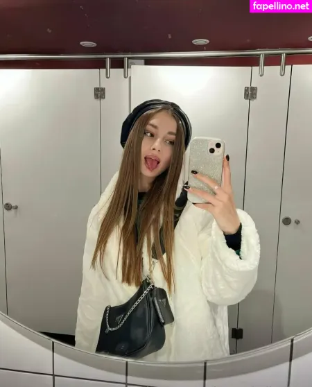 Joannabaileyfree OnlyFans Thumbnail #i0IbEwFaWJ