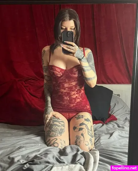 Joannewinters2 OnlyFans Thumbnail #0AnyuE9xEg