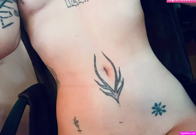 Joannewinters2 OnlyFans Thumbnail #qnLICJYoHl