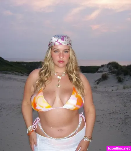 Joannvdherik Main Profile Photo