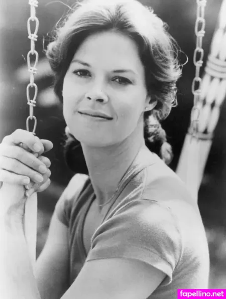 Jobeth Williams OnlyFans Thumbnail #2yRjPC6d7I
