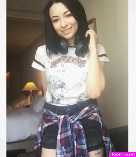 Jodelle Ferland OnlyFans Thumbnail #37oRATDCAw