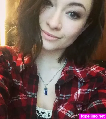 Jodelle Ferland OnlyFans Thumbnail #DvpE5eGQ3X