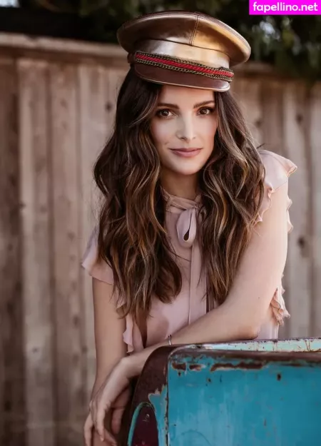 Jodi Balfour OnlyFans Thumbnail #8KbZy0qLJX