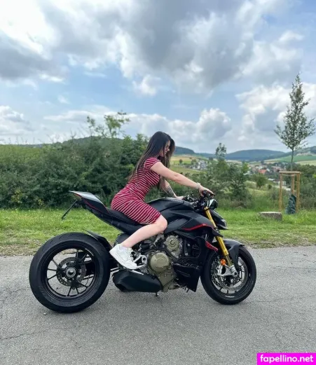 Joeel56 OnlyFans Thumbnail #7b56yvCPuw