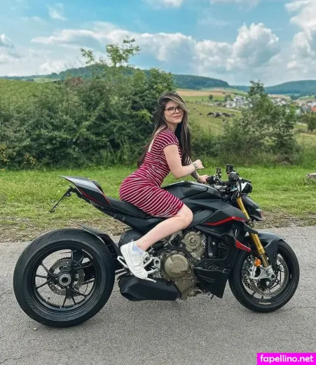 Joeel56 OnlyFans Thumbnail #S4oa2N5D7x