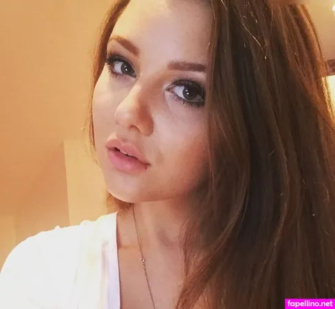 Joelina Drews OnlyFans Thumbnail #4Y9Rvaoejt