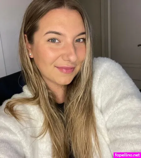 Joelina Karabas OnlyFans Thumbnail #4o2CZbfgjx