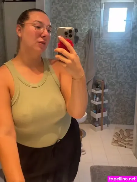 Joelina Karabas OnlyFans Thumbnail #iCIXt0wztZ
