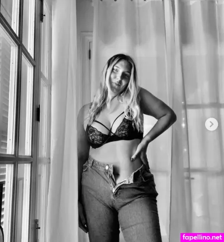 Joelina Karabas OnlyFans Thumbnail #z0WvY2pYhh