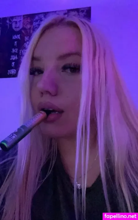 Joelle Boelk OnlyFans Thumbnail #at26Gqz29S