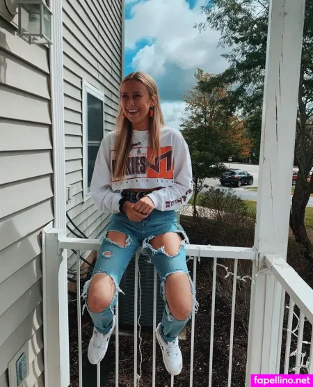 Joelle Hugney OnlyFans Thumbnail #E2iXmmgLvX