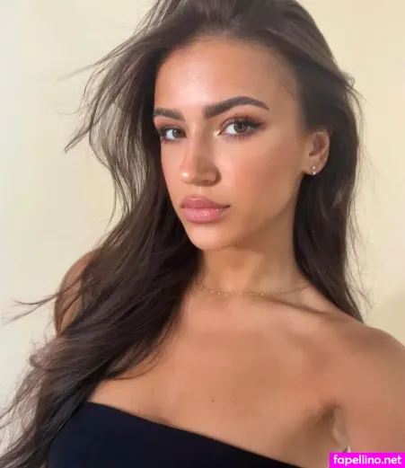Joelle Marie Jaracz OnlyFans Thumbnail #khVkarrEQl