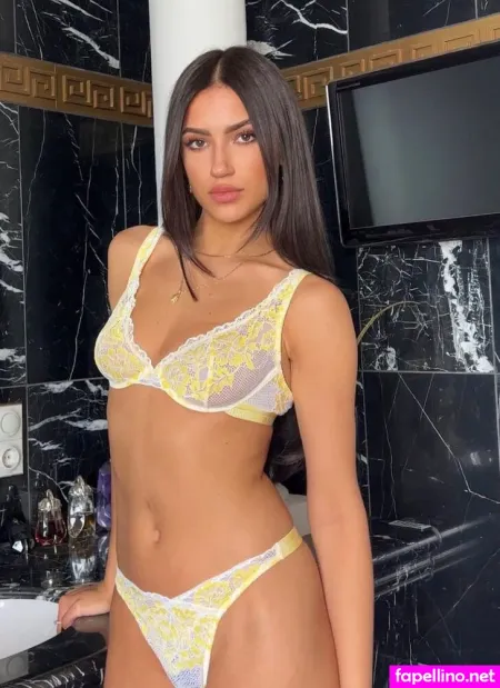 Joellejrz OnlyFans Thumbnail #gIwNW0toXE