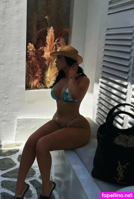 Joeyhelen OnlyFans Thumbnail #kaRHmIMh2D