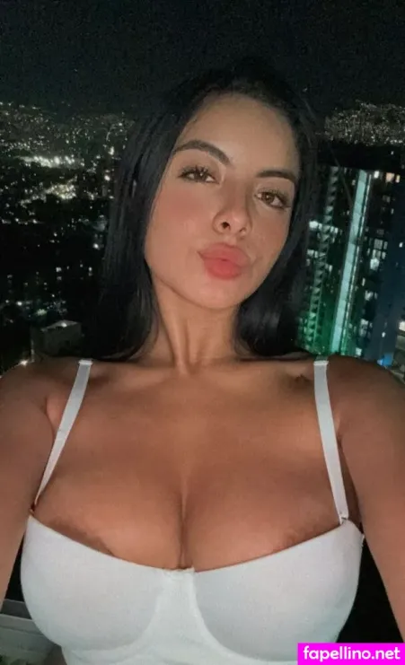 Joha Giraldo OnlyFans Thumbnail #4m5sJxBHs7