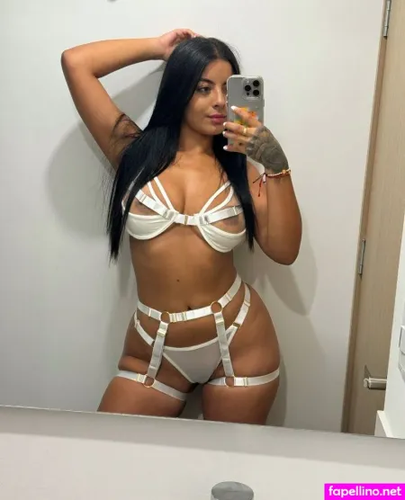 Joha Giraldo OnlyFans Thumbnail #BTbFvb3gal