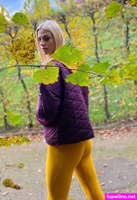 Johanna Elsig OnlyFans Thumbnail #Mq6IEUdnmd