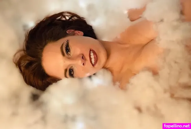 Johanna Feuerschwanz OnlyFans Thumbnail #mHHLK4fN1X