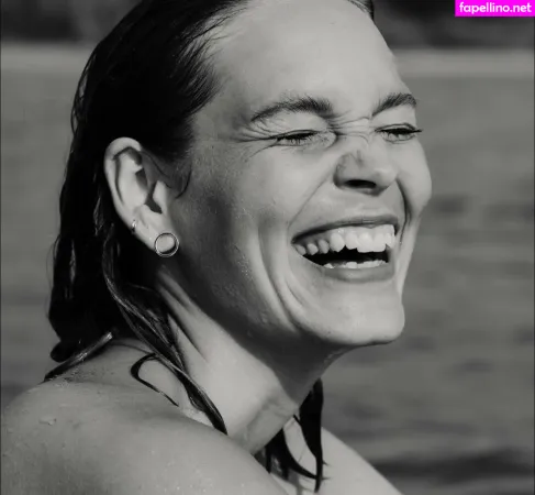 Johanna R U OnlyFans Thumbnail #UG1DtmYDo0
