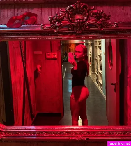 Johanna Rbk OnlyFans Thumbnail #L1A4p57oK7