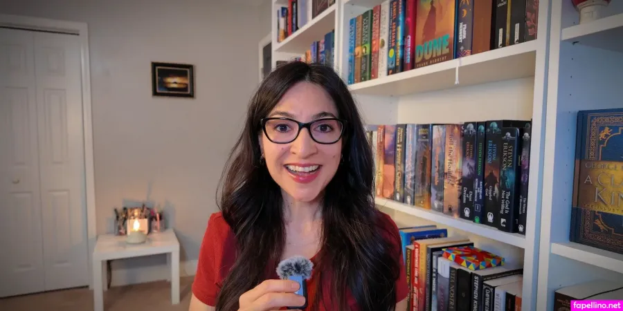 Johanna Reads OnlyFans Thumbnail #ZJugqu7mVy