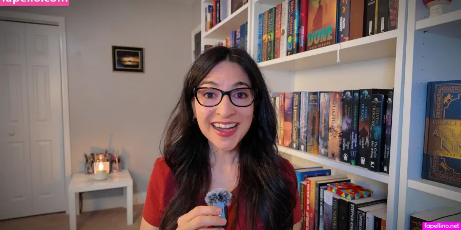 Johanna Reads OnlyFans Thumbnail #u2728RXEJ1