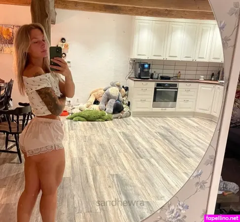 Johannnajuhlin OnlyFans Thumbnail #LhxA71ONxu