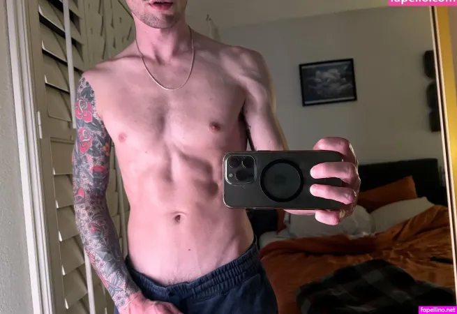 Johnniejfree OnlyFans Thumbnail #BxDDAu6GoL