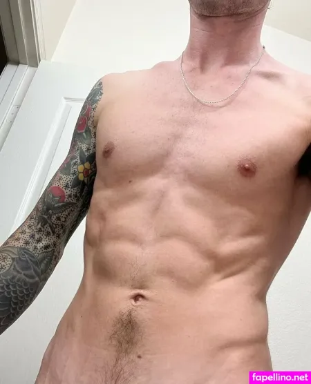 Johnniejfree Main Profile Photo