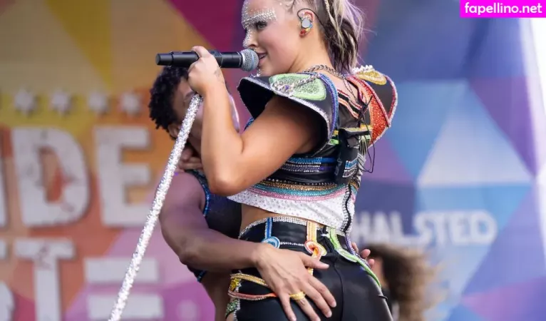 Jojo Siwa OnlyFans Thumbnail #QwIiH2f3DV