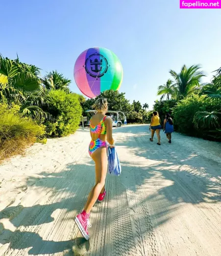 Jojo Siwa OnlyFans Thumbnail #U5cjxWuqPD