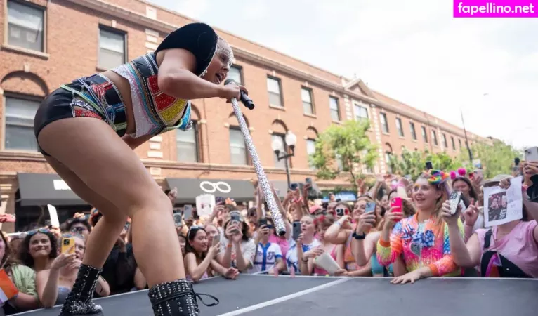 Jojo Siwa OnlyFans Thumbnail #cwAFBGNZhM