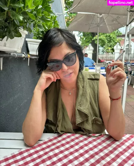 Jojosmoking OnlyFans Thumbnail #uRqwwRlGGI