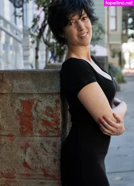 Joli Coquine OnlyFans Thumbnail #R6DNOXYlOf