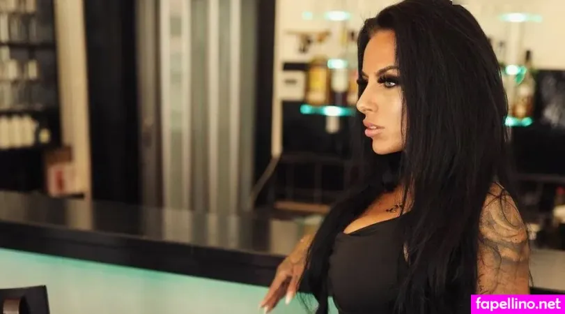 Jolie Ray OnlyFans Thumbnail #XHMUqzGq2k