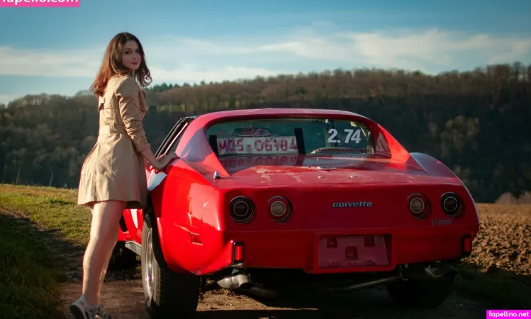 Joliettesgarage OnlyFans Thumbnail #uCBo0ThDtk