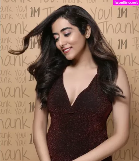 Jonita Gandhi OnlyFans Thumbnail #B9jj7FhEUW