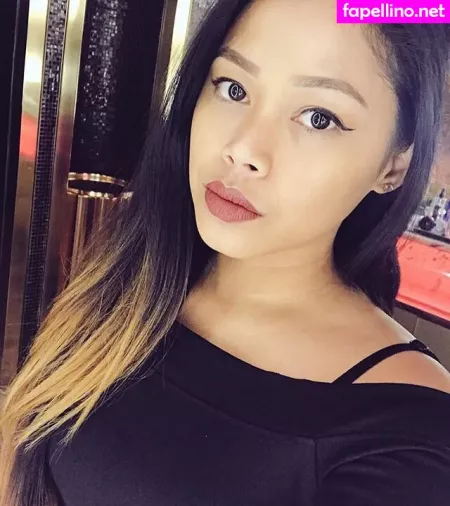 Jonna Mae 1 OnlyFans Thumbnail #4hn5QLIgyF
