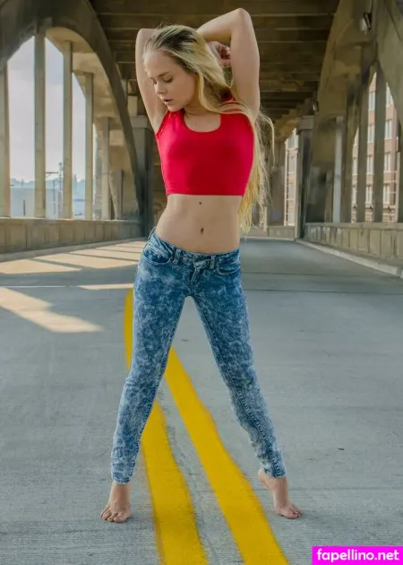 Jordan Bunniie Bridgette Skies OnlyFans Thumbnail #Q9XbeZcwKu