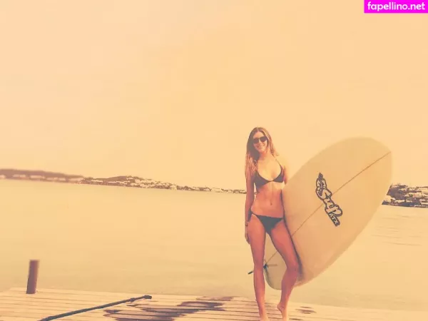 Jordan Claire Robbins OnlyFans Thumbnail #AHBnJMd2dR