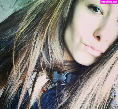 Jordan Rose Schmidt OnlyFans Thumbnail #9Iq8BtyiCm