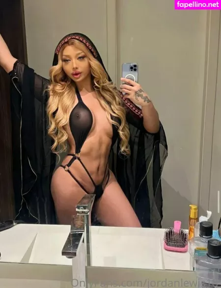 Jordanlewis18 OnlyFans Thumbnail #9T8VKyxXDJ