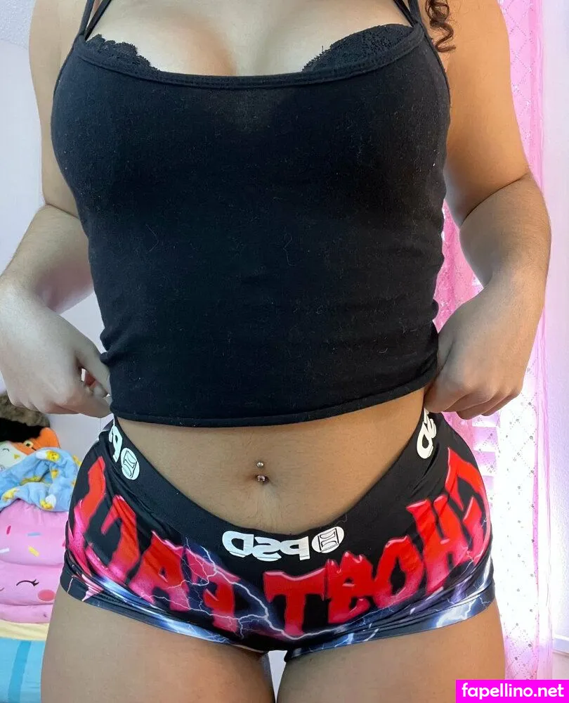 jordy.bih2, juicyjuicyx3, unicorns_are_bae6 Nude Leaked OnlyFans Photo #FHB5uFUvZ5