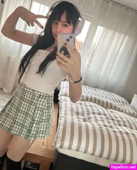 Jorena OnlyFans Thumbnail #Hl0oRR8Lb5