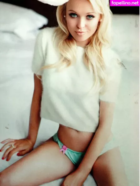 Jorgie Porter OnlyFans Thumbnail #I3EdrxdHd8