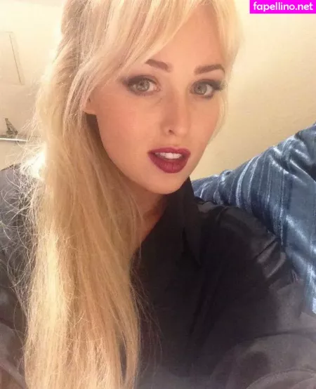 Jorgie Porter OnlyFans Thumbnail #P5xP8Kyj1j