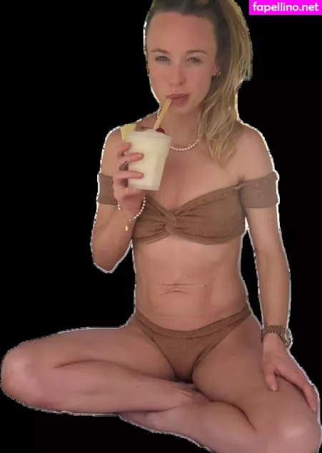 Jorgie Porter OnlyFans Thumbnail #s8XDM6H6Sm